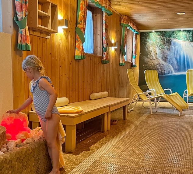 Im Sauna- & Relaxbereich des Kinderhotels Sonnberg